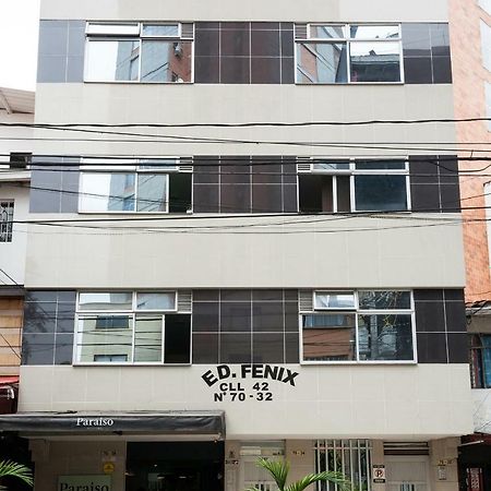 Apartamentos Laureles De La 70 Medellín Buitenkant foto