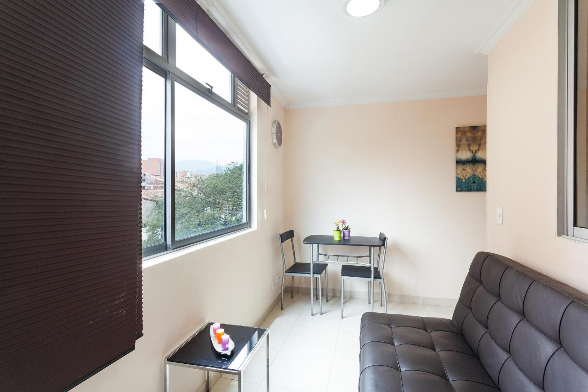 Apartamentos Laureles De La 70 Medellín Buitenkant foto